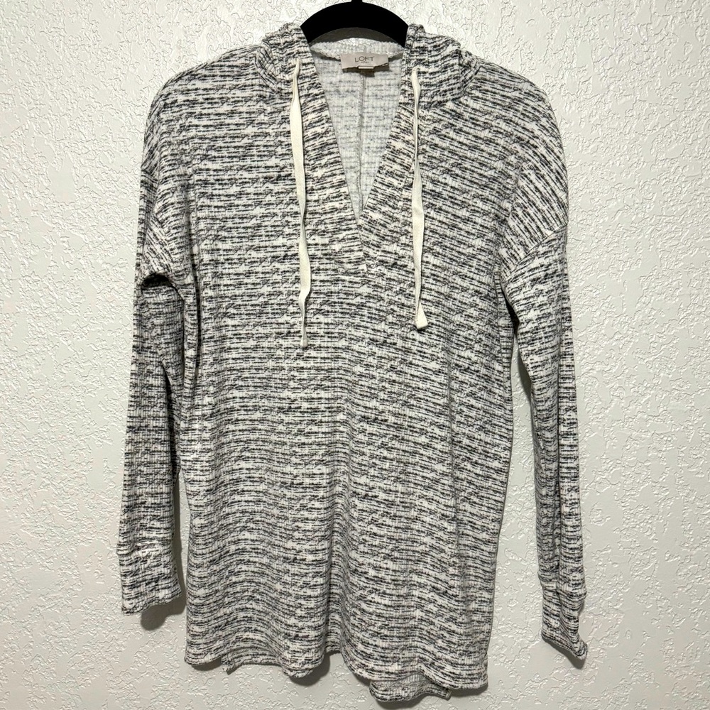 Loft-Soft Striped V-neck Hoodie Cream/Gray- Size Small